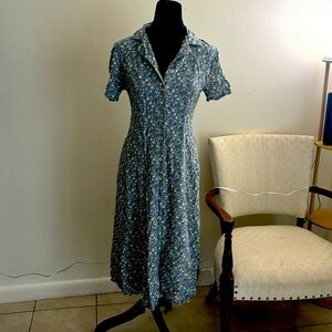 Floral vintage style button dress